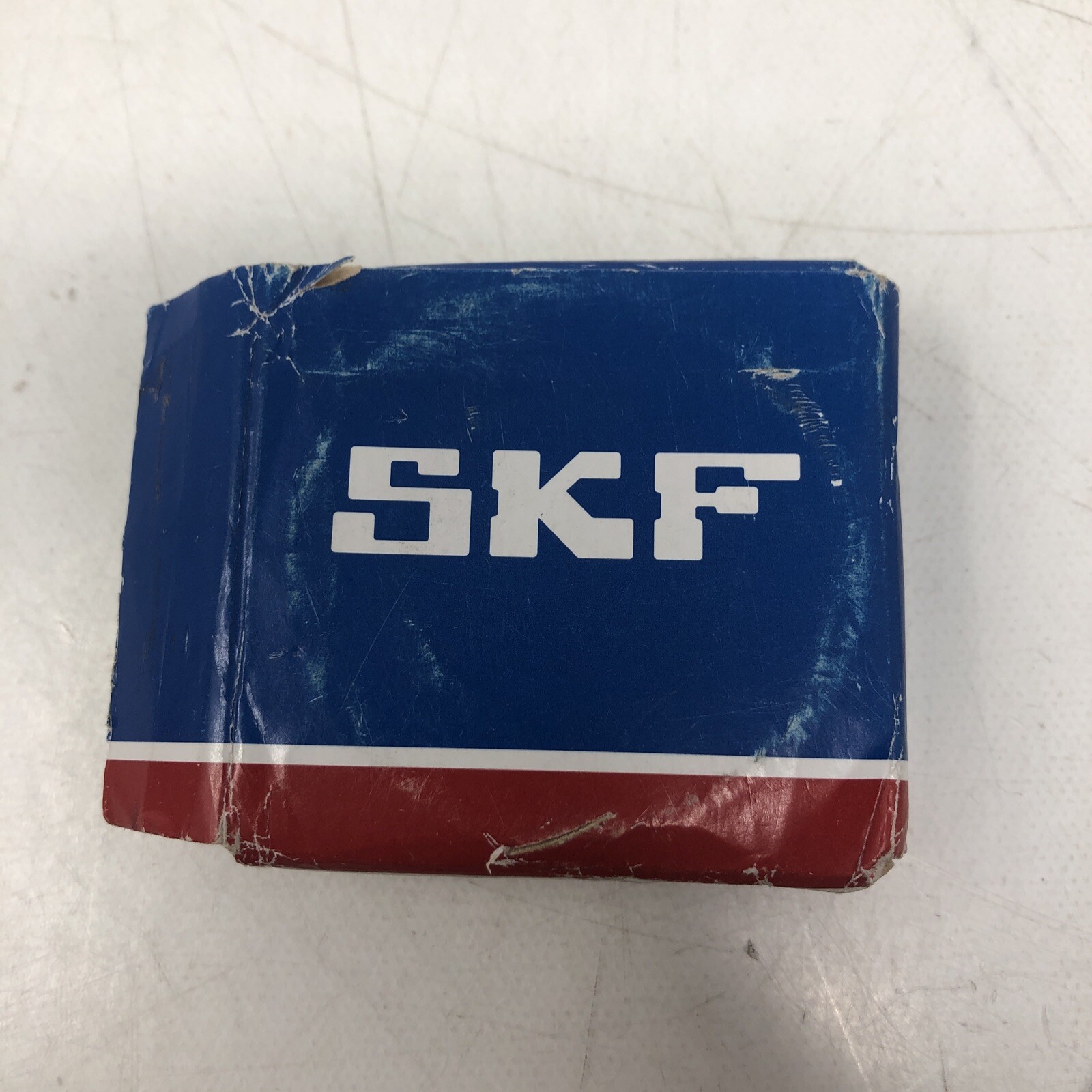 SKF EXPLORER BALERO 6205 2RSH/C3GJN Ball Bearing