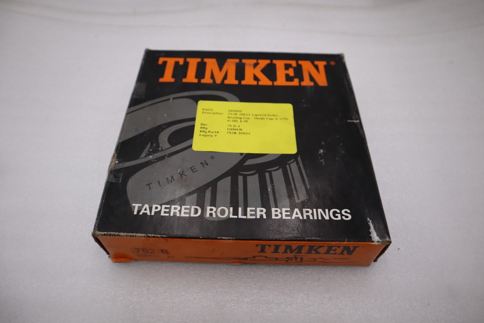 752B – TIMKEN – FACTORY NEW – STOCK 2924CC