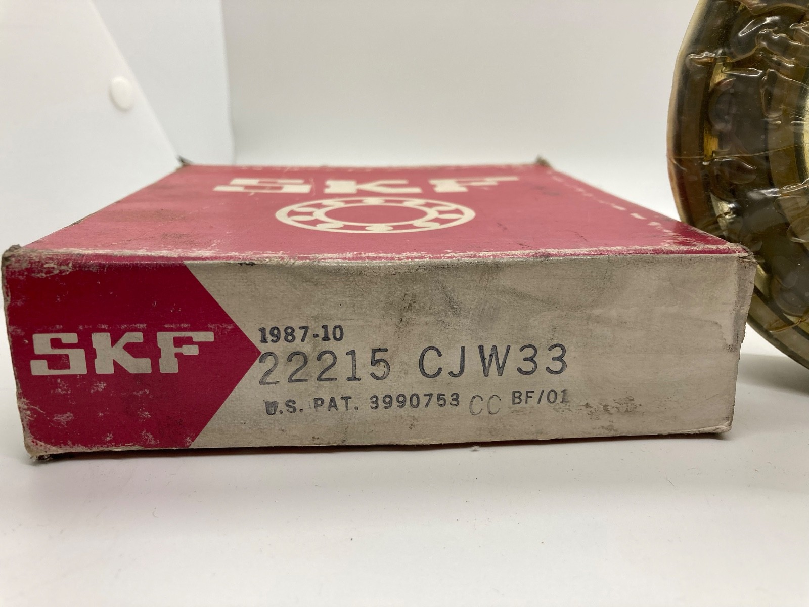 SKF 22215 CC/W33 CJW33 Spherical Roller Bearing 75x130x31mm NEW IN BOX