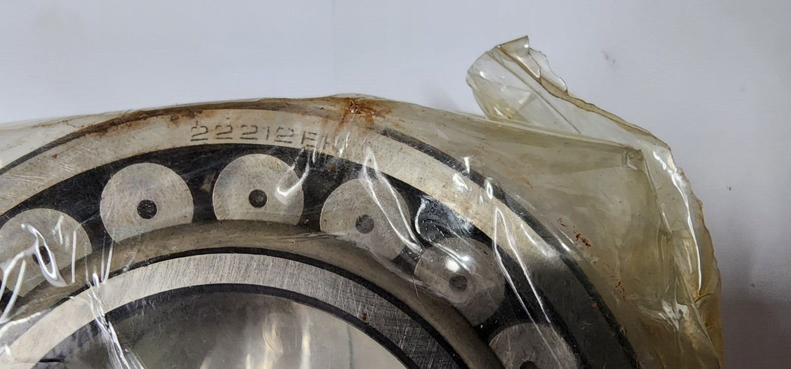 22212 EK W33 Double Row Spherical Roller Bearing OPEN SKF GREAT BRITAIN 22212EK