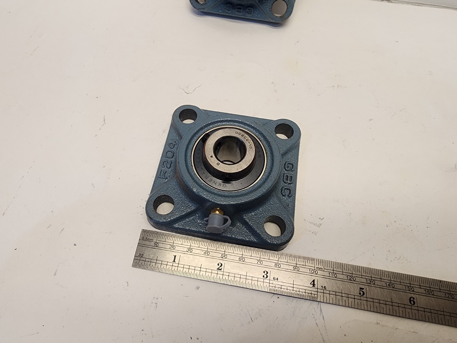 Set of 2 GBC F204- Square Flange Pillow Block Bearing .625 Bore made in Japan