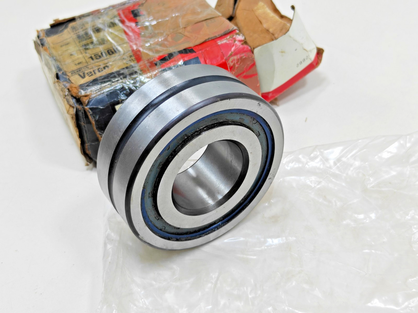 SB 22308 W33 SS McGILL Spherical Roller Bearing SB22308SS 22308-2RS NOV 73091