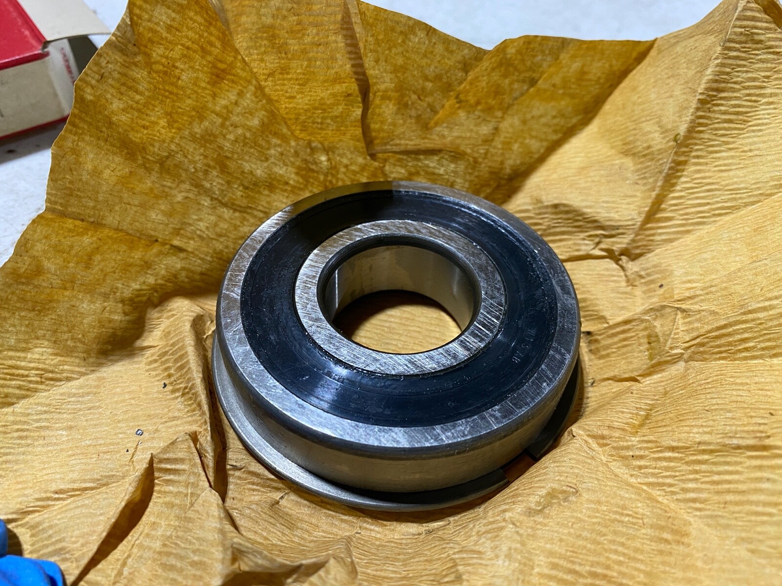 One (1) SKF 6306-2RS1NR Single Row Ball Bearing, NOS