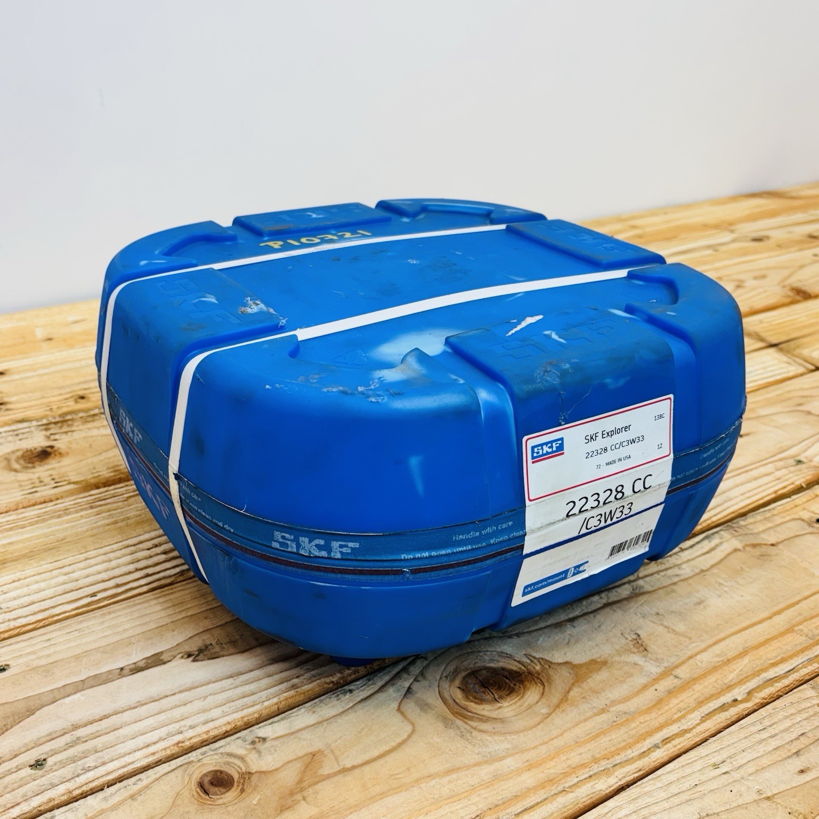 SKF Explorer 22328 CC/C3W33 Spherical Roller Bearing – New Spare