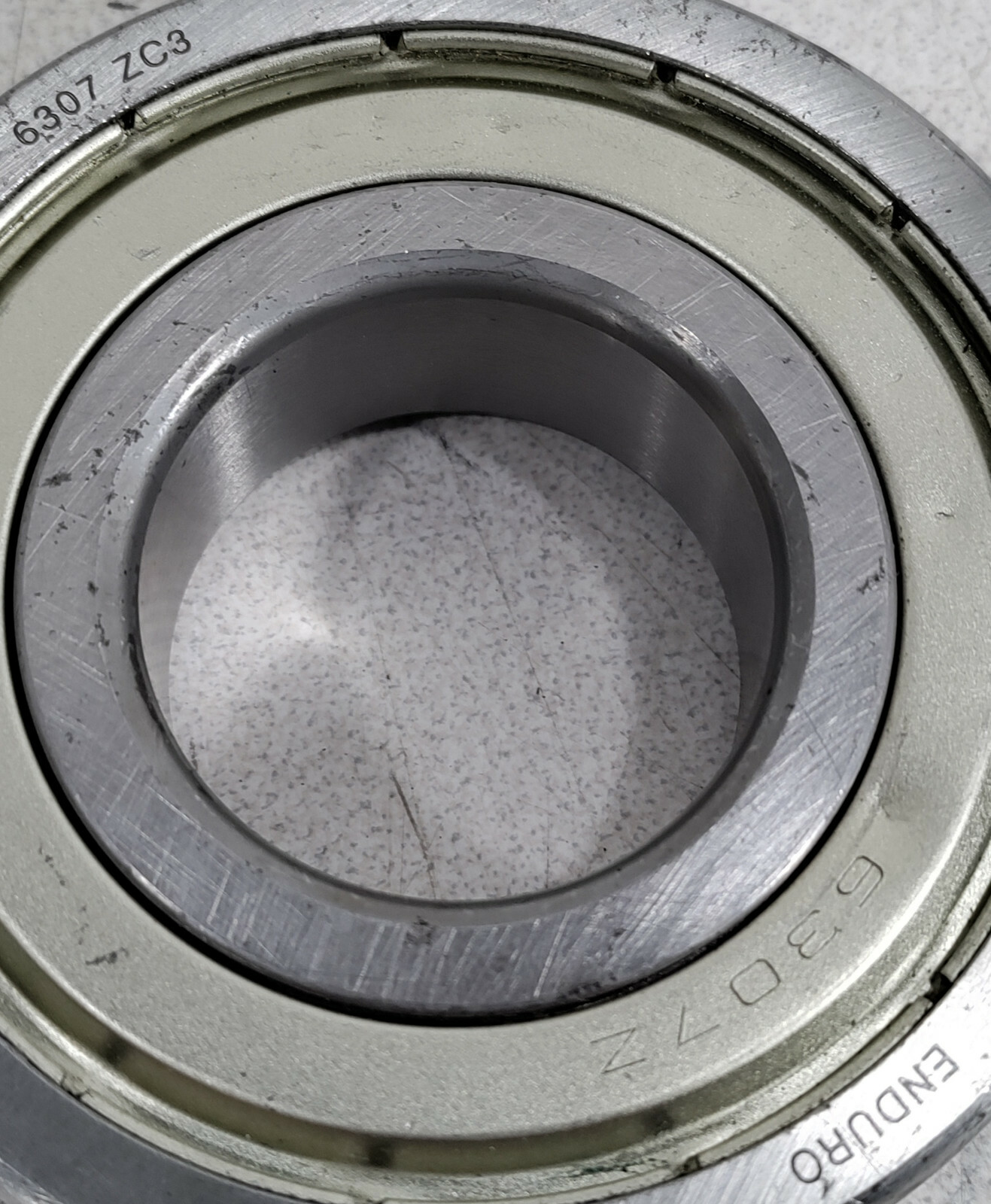 1 NEW ENDURO 6307ZC3 SINGLE ROW RADIAL BALL BEARING NNB ***MAKE OFFER***