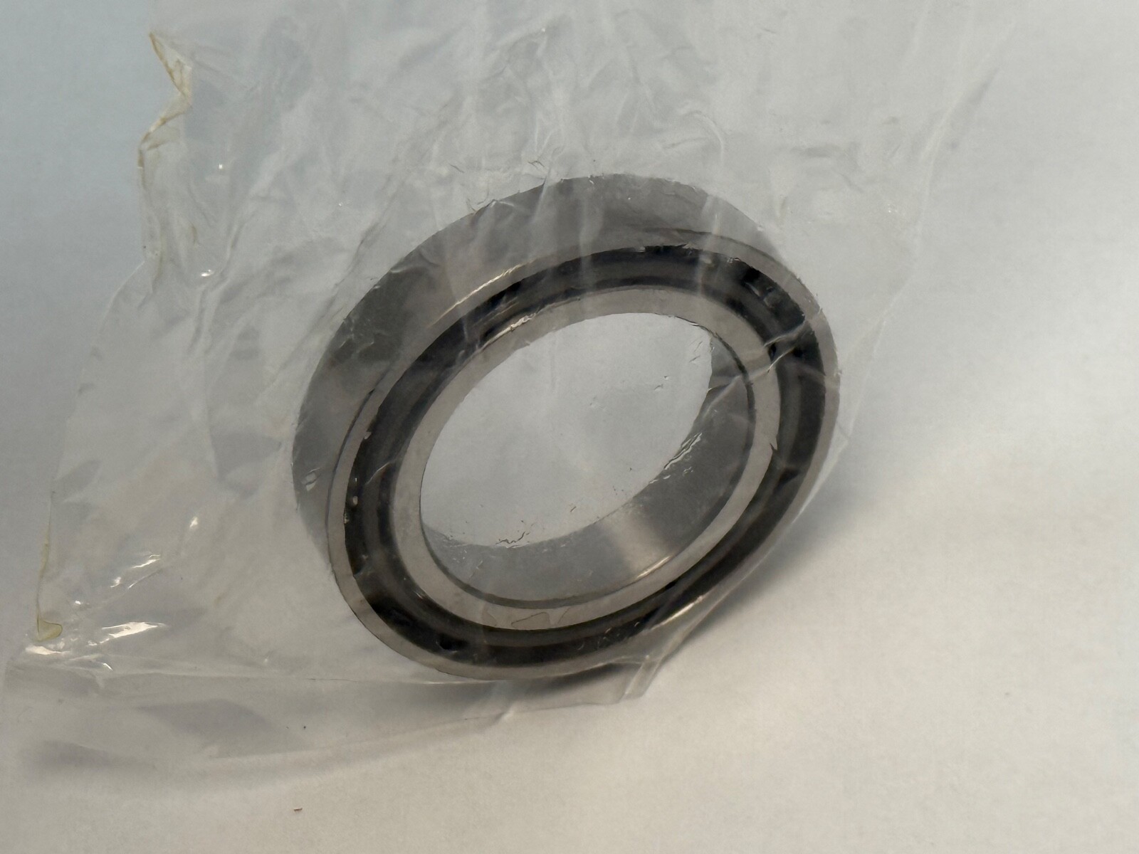 NSK 7906A5TYNSULP4 Bearing 71906 ACD 7906-A5-TYN-SUL-P4 7906E 30x47x9 mm
