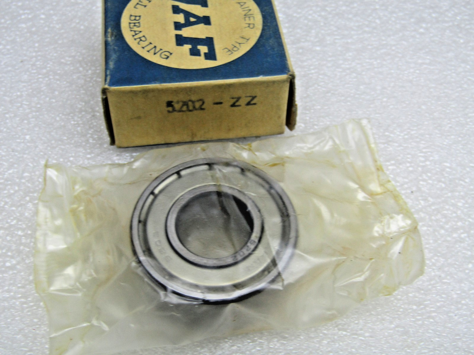 JAF Japan 5202-ZZ 15mm X 35mm X 15.9mm (5/8″) Shielded Angular Contact Bearing