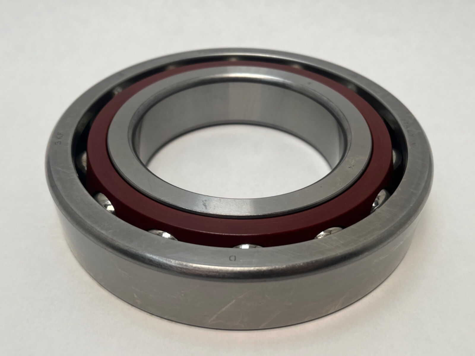 SKF 7220-CGA/P4 Angular Bearing 100x180x34 mm 7220C 7220-C-P4-DGA Italy