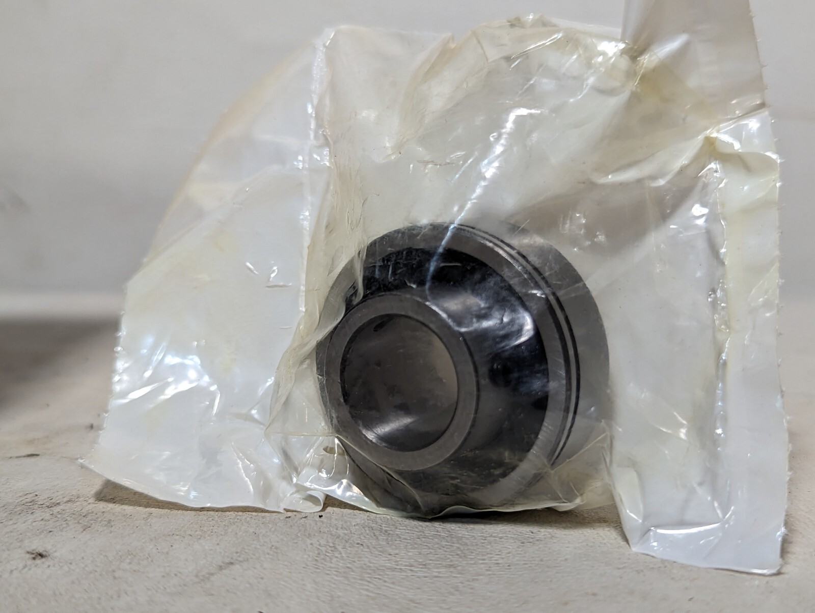 Goldspec GS8703-88 Single Row Radial Bearing, 3/4″ ID x 1 3/4″ OD x 1.092″ Wide