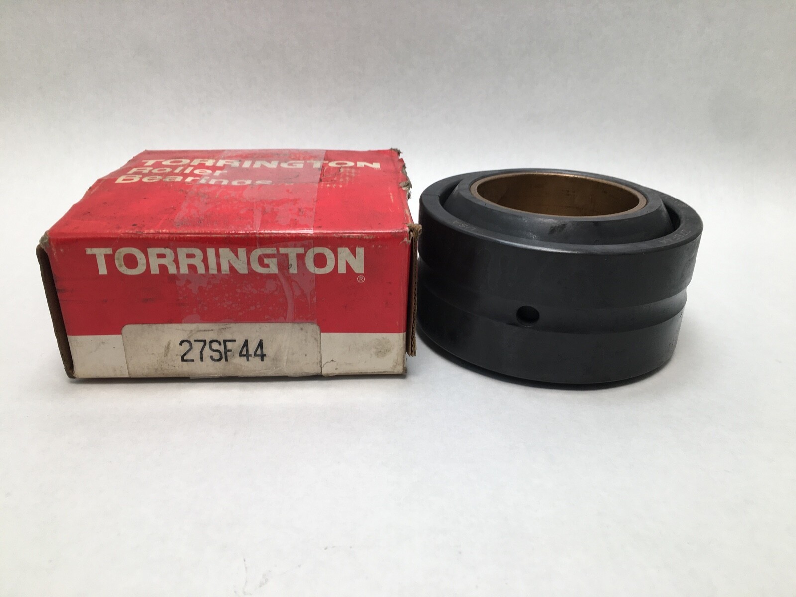 TORRINGTON 27SF44 Plain Bearing 2-1/2″ Bore w/ Brass Inner Ring 27 SF 44 USA