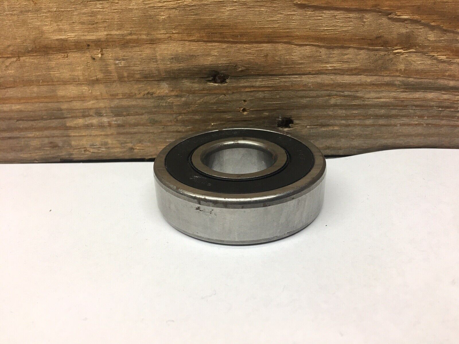 Sealed One Side Radial Ball Bearing 6305RLD Peer 25mm x 62mm x 17mm