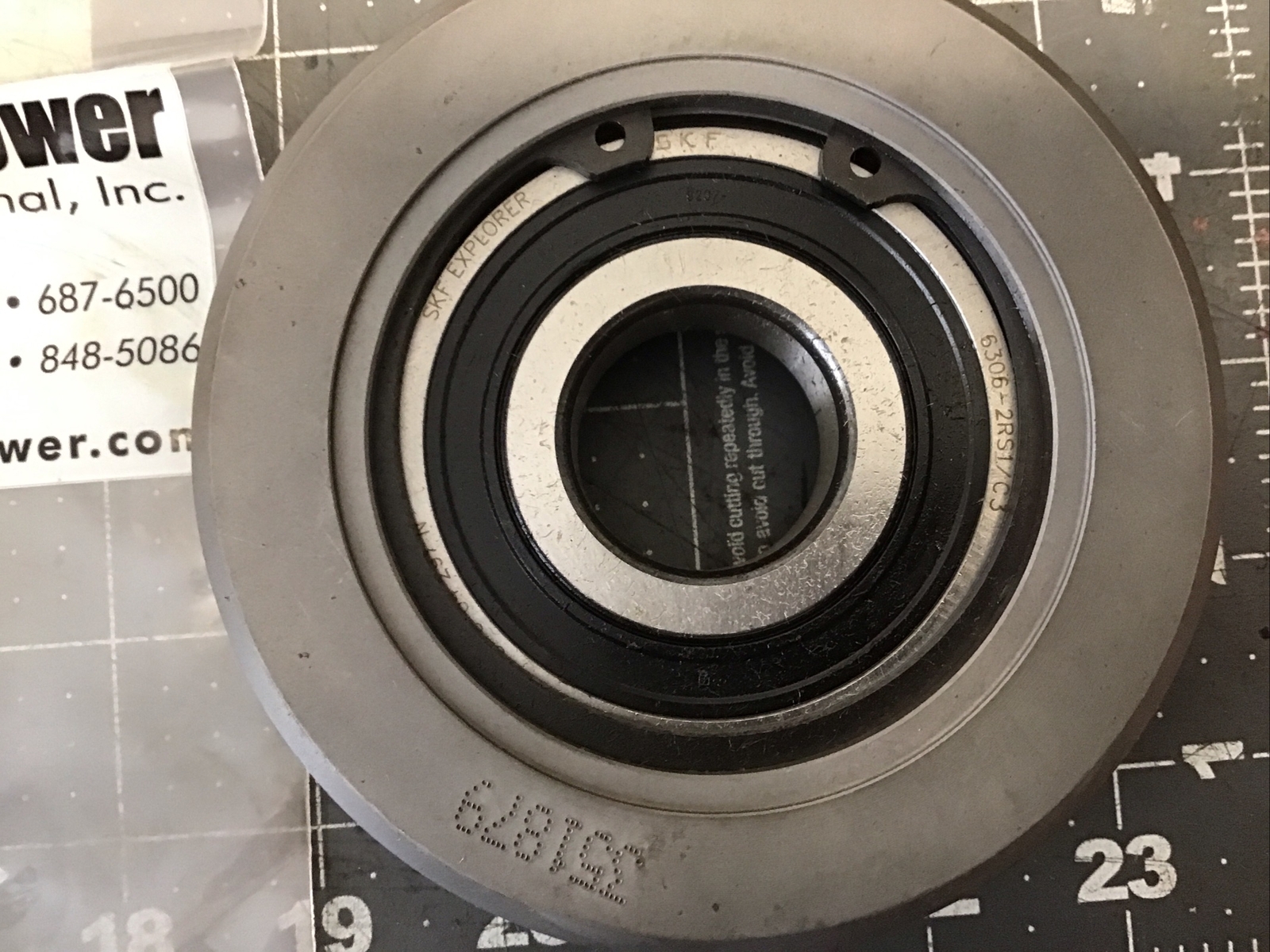 SKF Explorer 351879 /6306-2RS1/C3 Roller Bearing New Old Stock(LK01H)