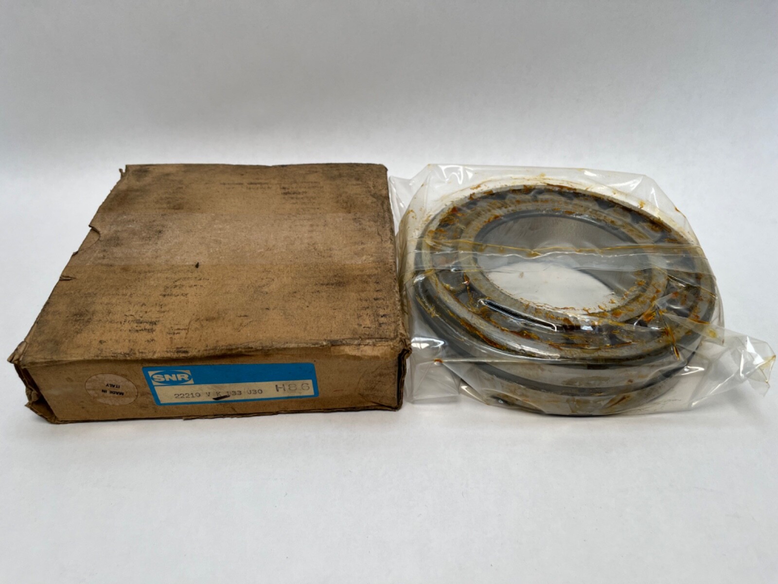 SNR 22219VKB33J30 Bearing 95x170x43 mm 22220E 22219 V W33/KB33 C3/J30 Italy