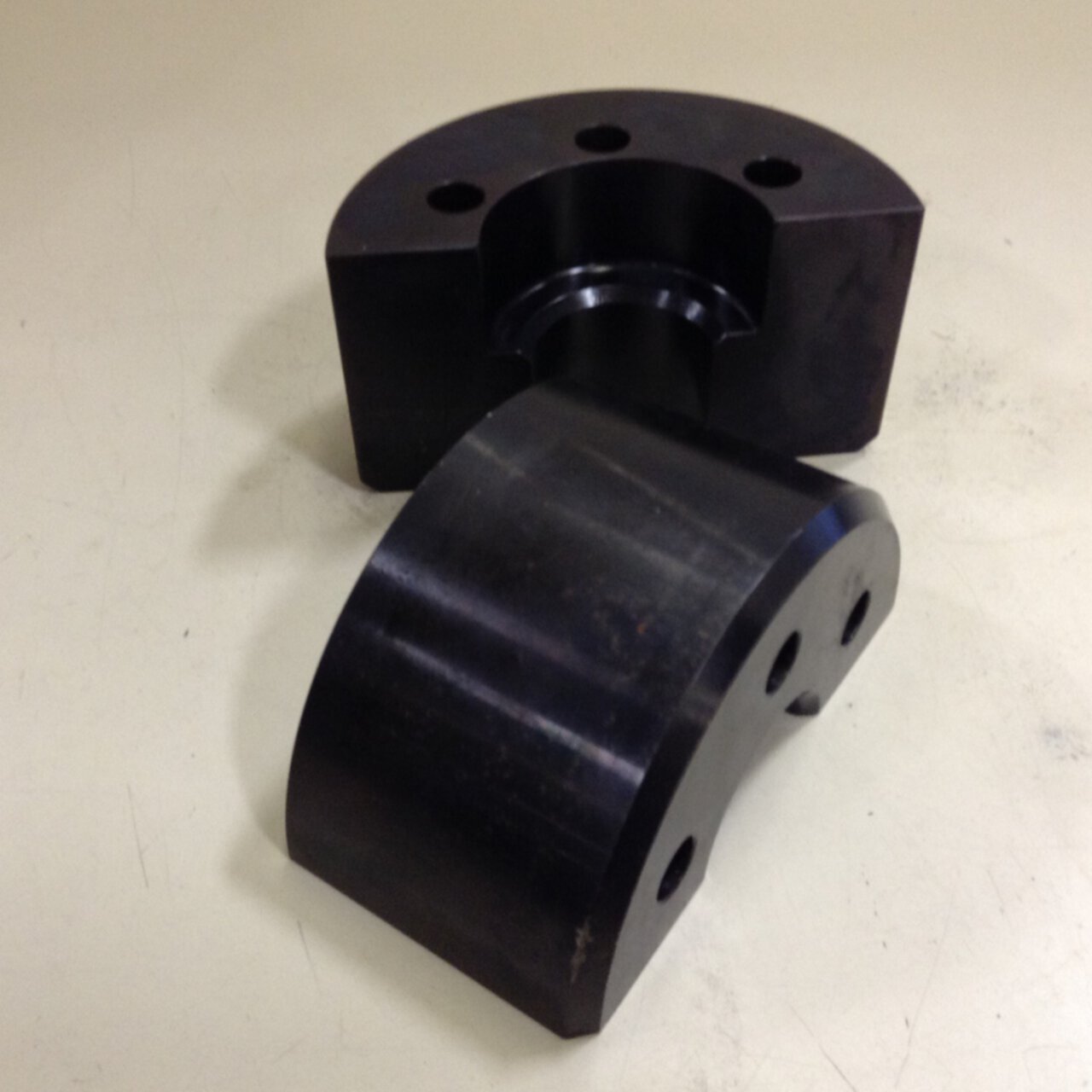 HUSKY Flanged End Coupling 671234 Used #82401