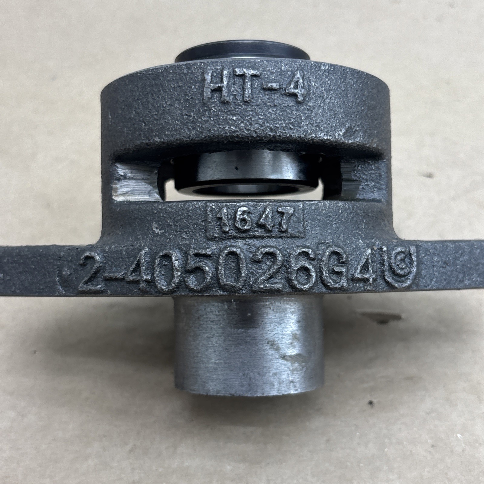 New United Conveyer 2-405026G4 Bearing Housing Assembly With Bearing And Collar.