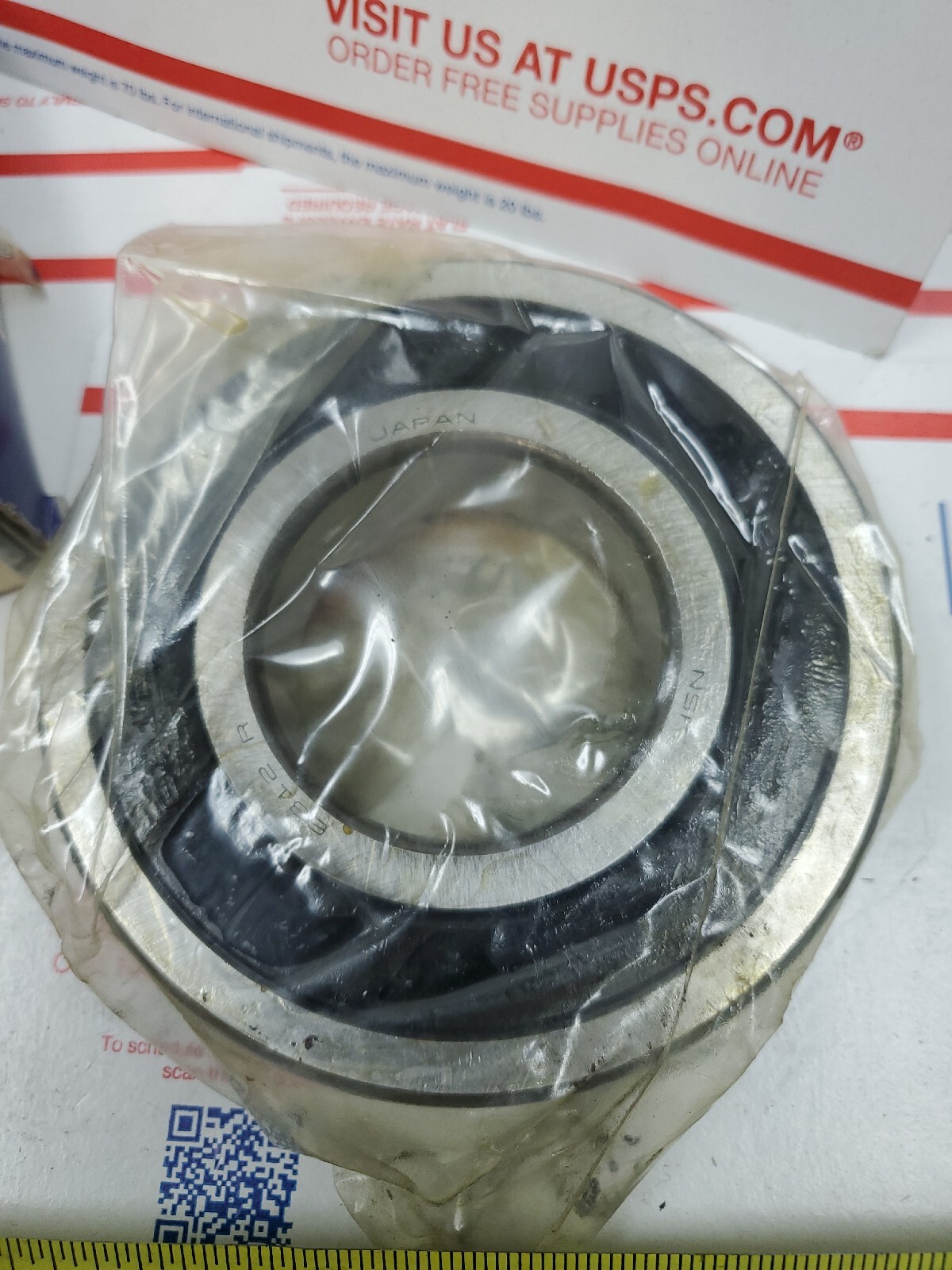 NSK 6312RVVC3E Bearing Rubber Seals 60x130x31 mm 6312 R VV 2RS C3 E 6312RS Japan