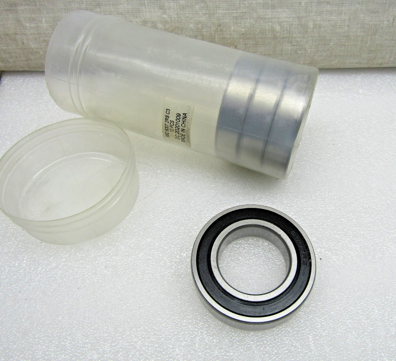 (Lot of 4) EBC 6007-2RS C3 35mm x 62mm x 14mm Sealed Bearing