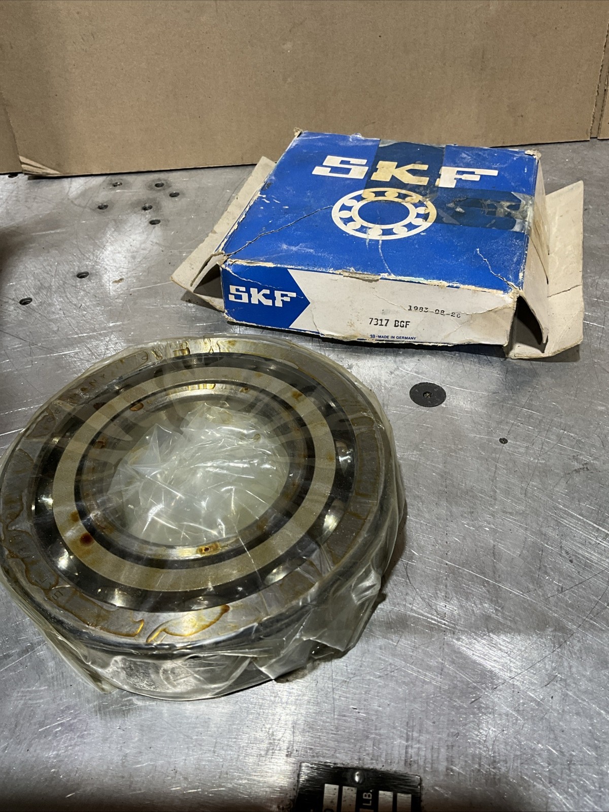 SKF 7317 BGF single row angular contact ball bearing 7317-B-G-F NOS
