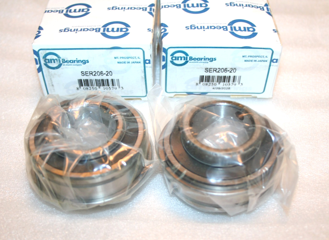 (Lot of 2) AMI SER206‑20 Insert Bearings, 1‑1/4″ Bore, Asahi Style * NEW *