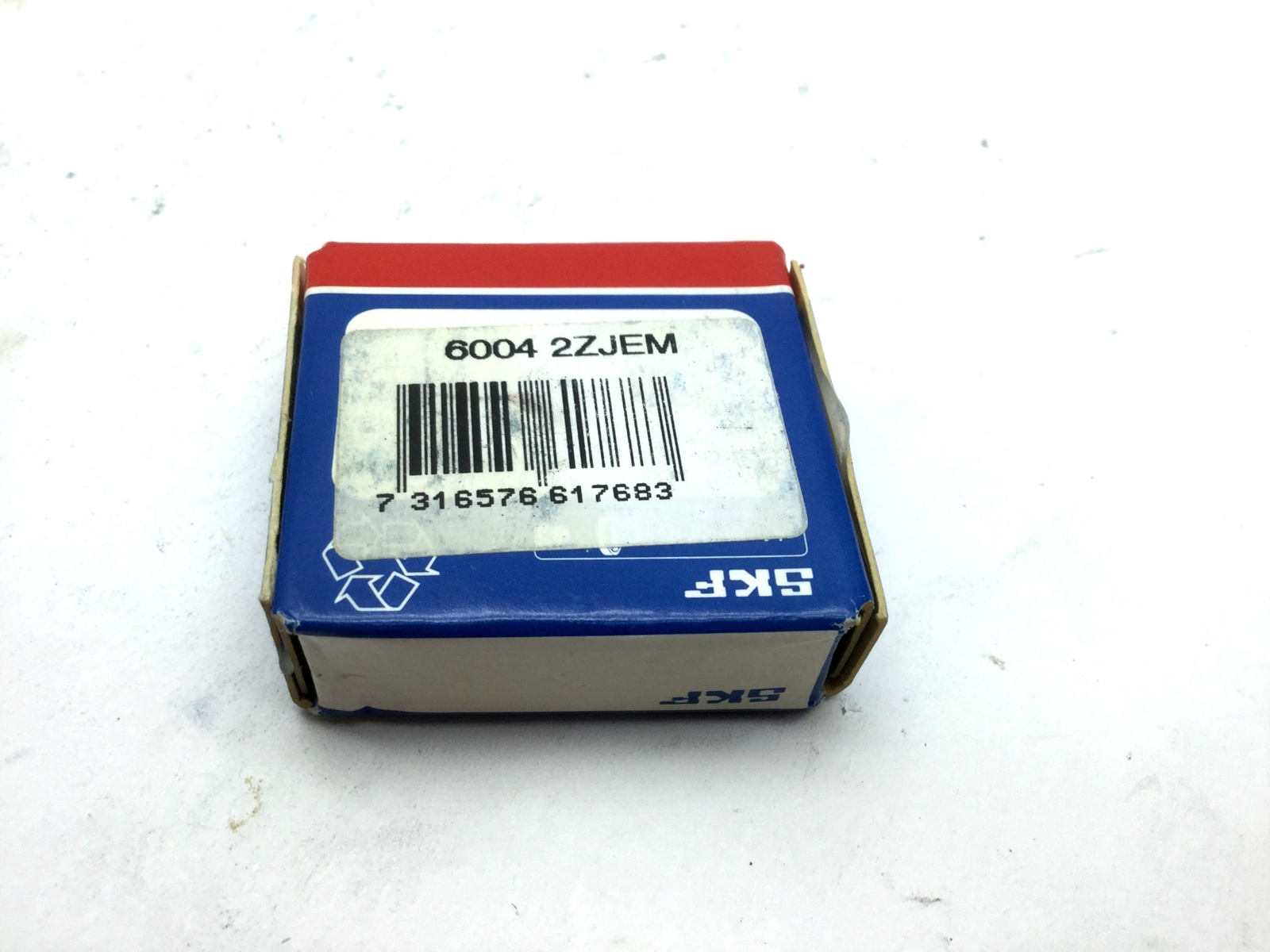 Lot of 2 New SKF 6004-2ZJEM Deep Groove Ball Bearing, ID 20mm OD 42mm W 12mm