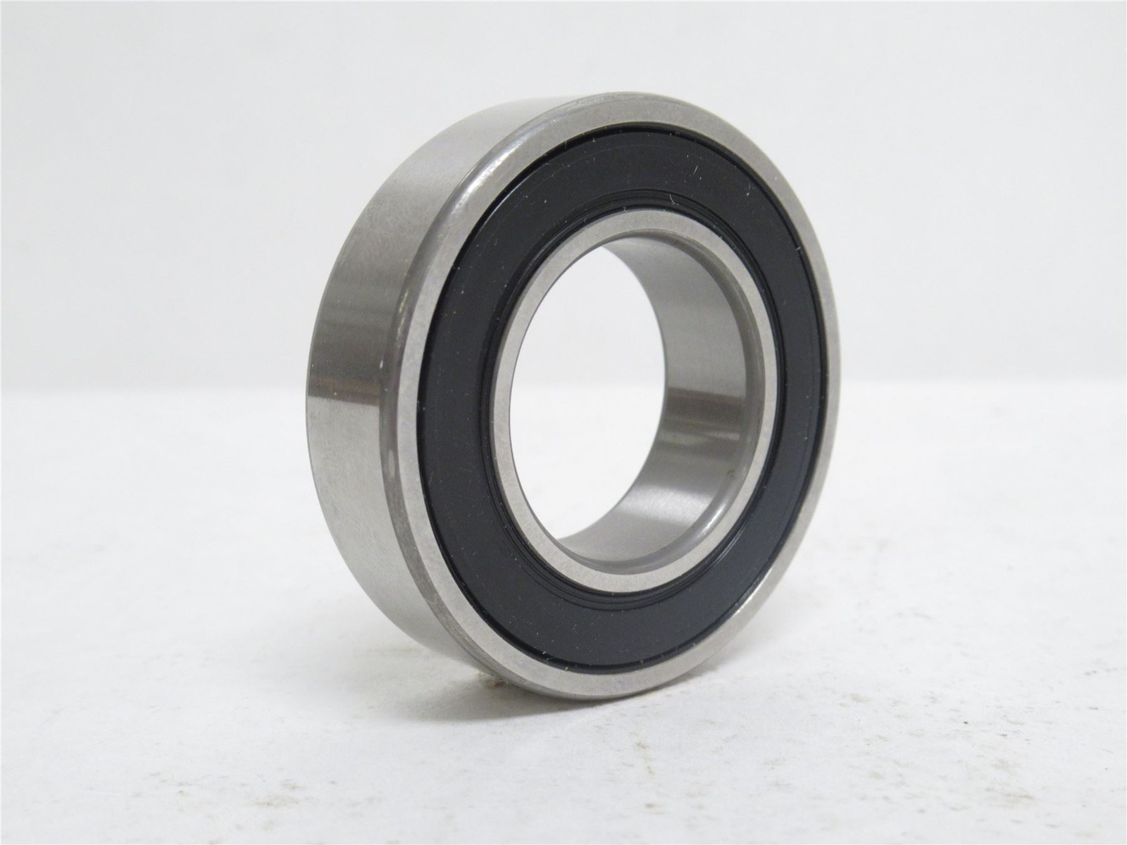 238123 New-No Box; SKF 6005-2RSH Ball Bearing 25mmID x 47mmOD x 12mm Wide