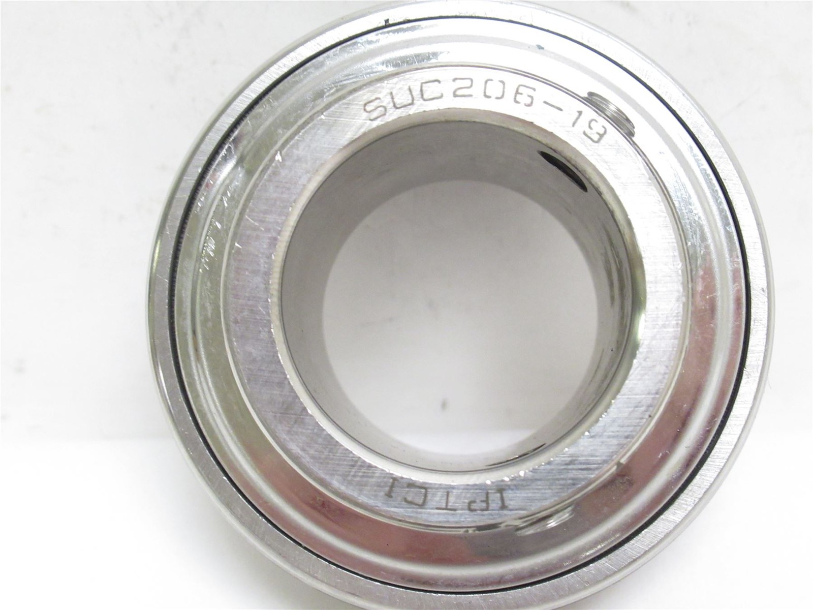 236231 New-No Box; IPTCI SUC206-19 Insert Ball Bearing; 1-3/16″ID x 62mmOD