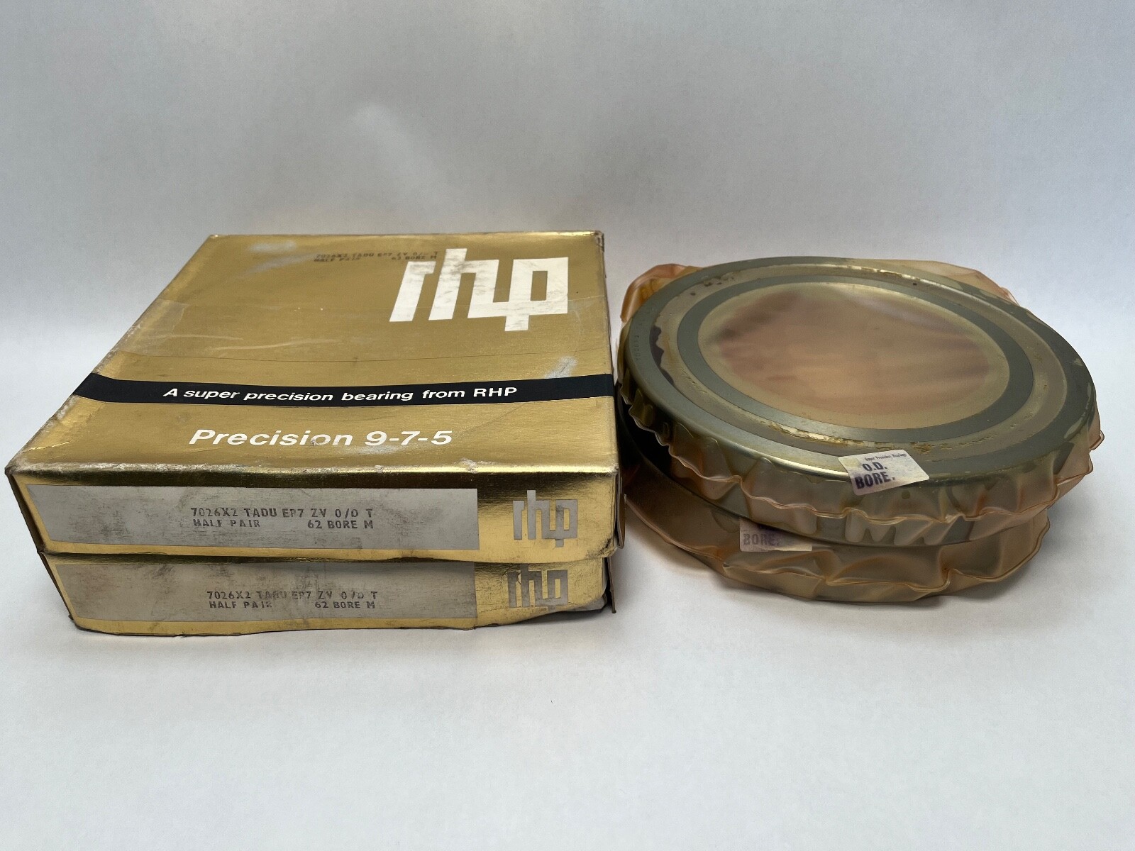 RHP 7026CTDULP4 Bearing 130x200x33mm 7026-C-T-DUL-P4 B7026X2TADUEP7 England 2Pcs