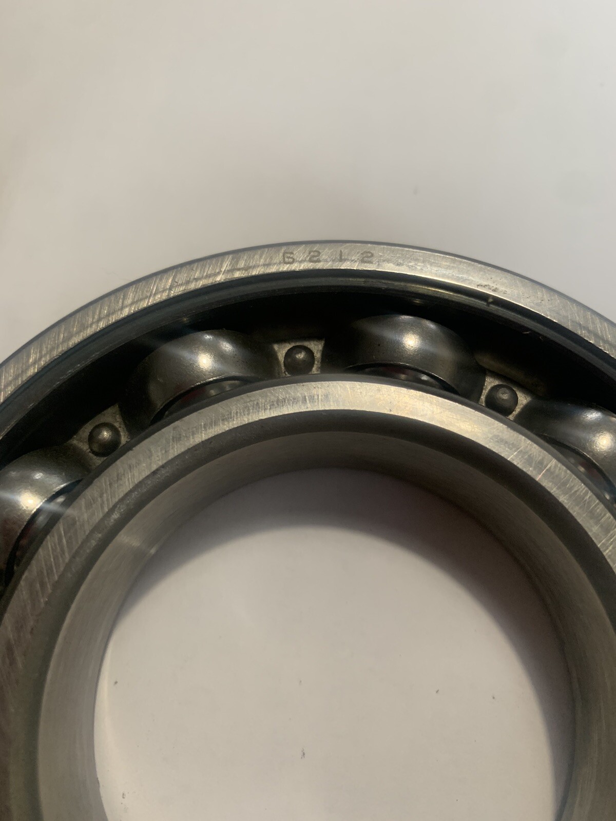 SKF 6212 Ball Bearing Radial Deep Groove 6212 60 ID x 110 OD x 22mm
