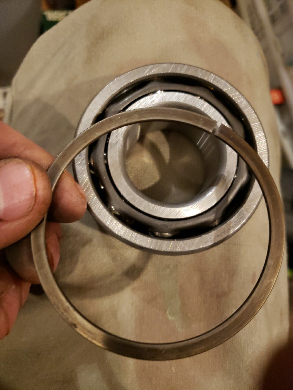 NTN 5207 DOUBLE ROW BALL BEARING WITH SNAP RING