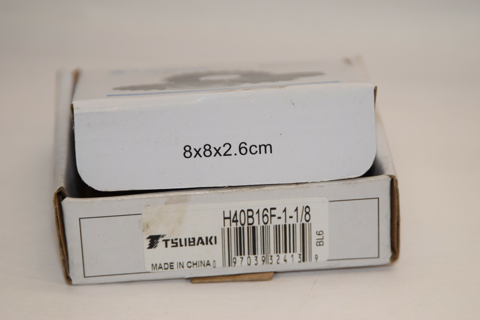 (NEW) TSUBAKI H40B16F-1-1/8 8x8x2.6cm 1-1/8″ Bore 16 Teeth Sprocket