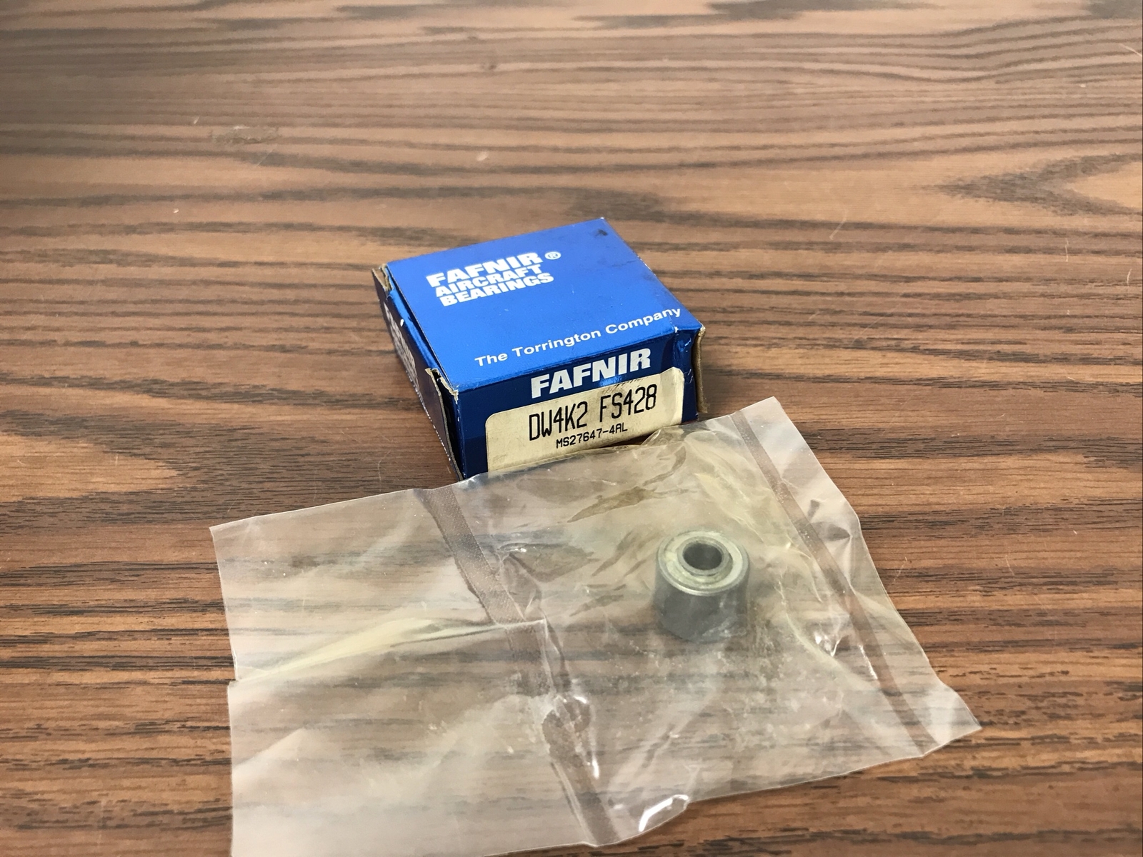 Fafnir New Double Row Ball Bearing. DW4K2 FS428 (LA03I)