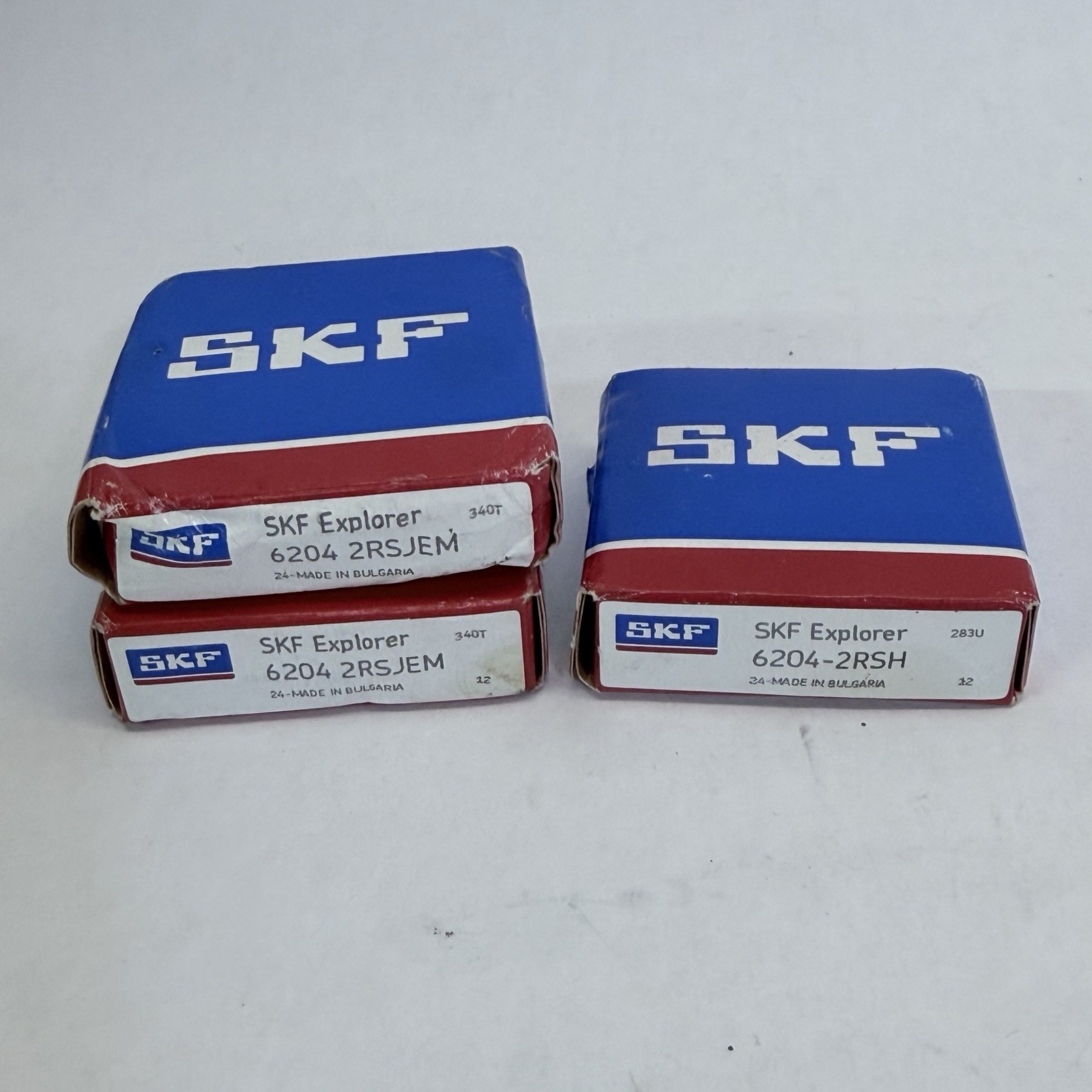 (LOT OF 3) SKF 2 DIFFERENT PN BEARINGS (2) 6204-2RSJEM – (1) 6204-2RSH