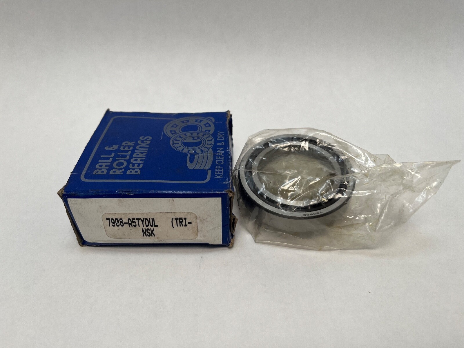 NSK 7908A5TYSUL Bearing 40x62x12 mm 71908 7908-A5-TY-DUL Japan