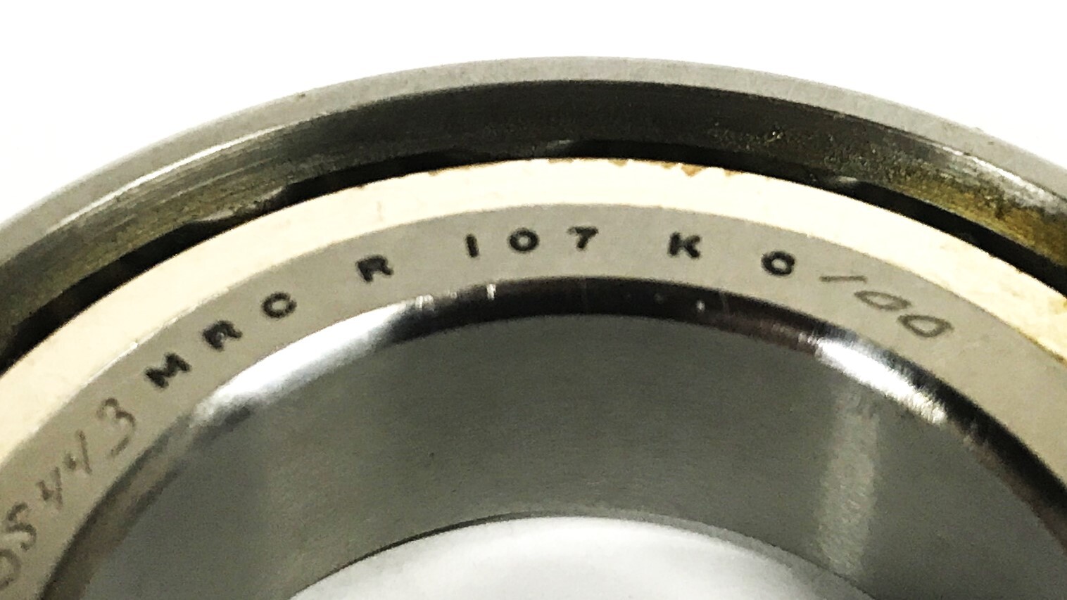 TRW/MRC Cylindrical Roller Bearing R107KC100-RBEC5 NOS