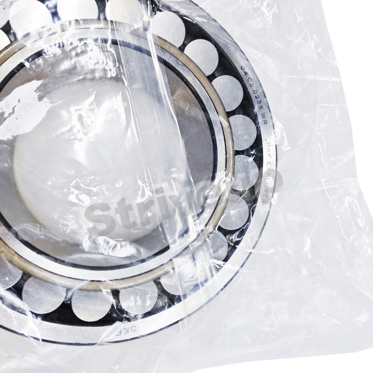 New Spherical Roller Bearing for SKF 22226 EK/C3 130x 230x 64mm