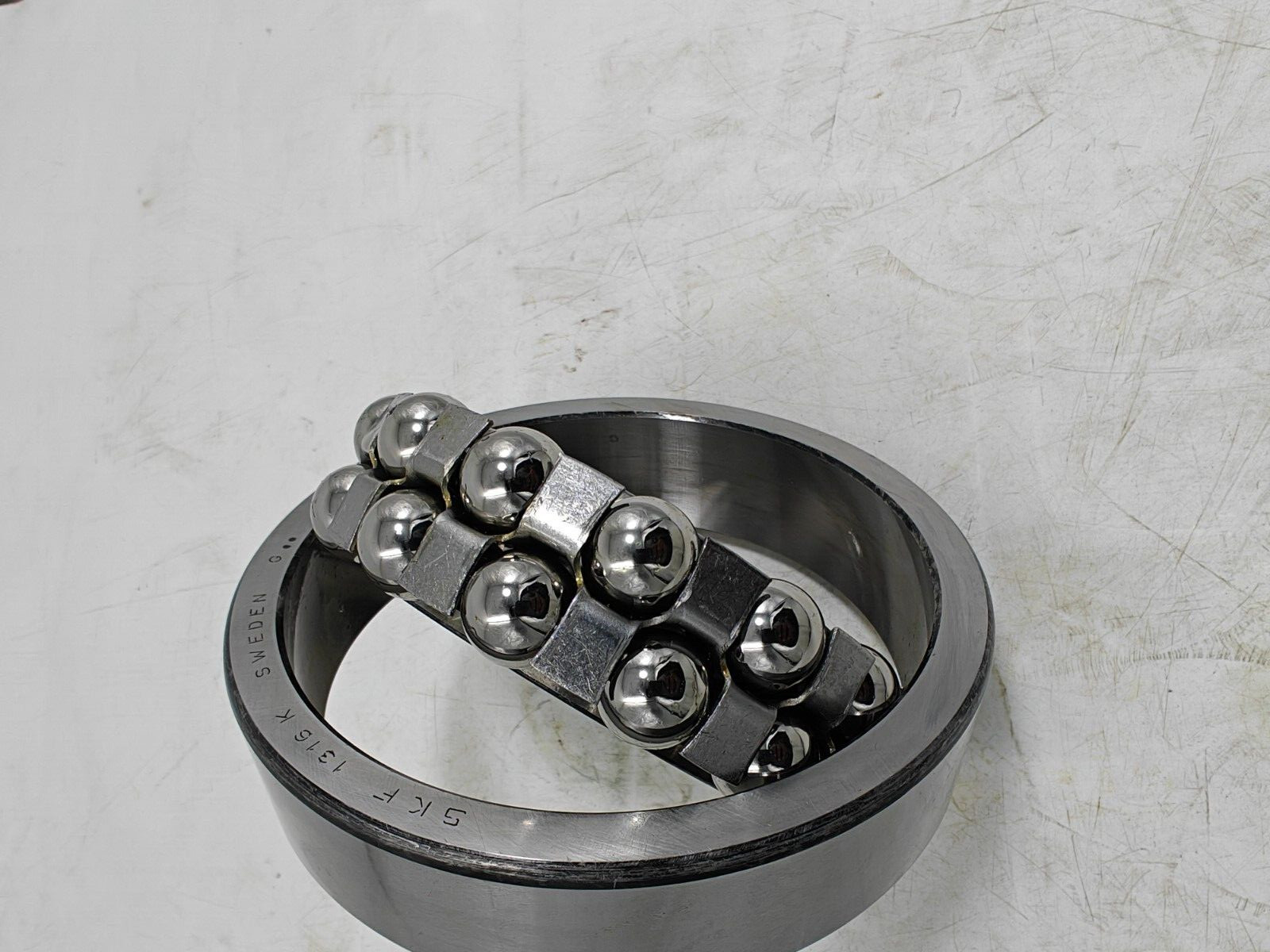 1316 K SKF Self Aligning Double Row Ball Bearing SKF 1316K Tapered Bore !