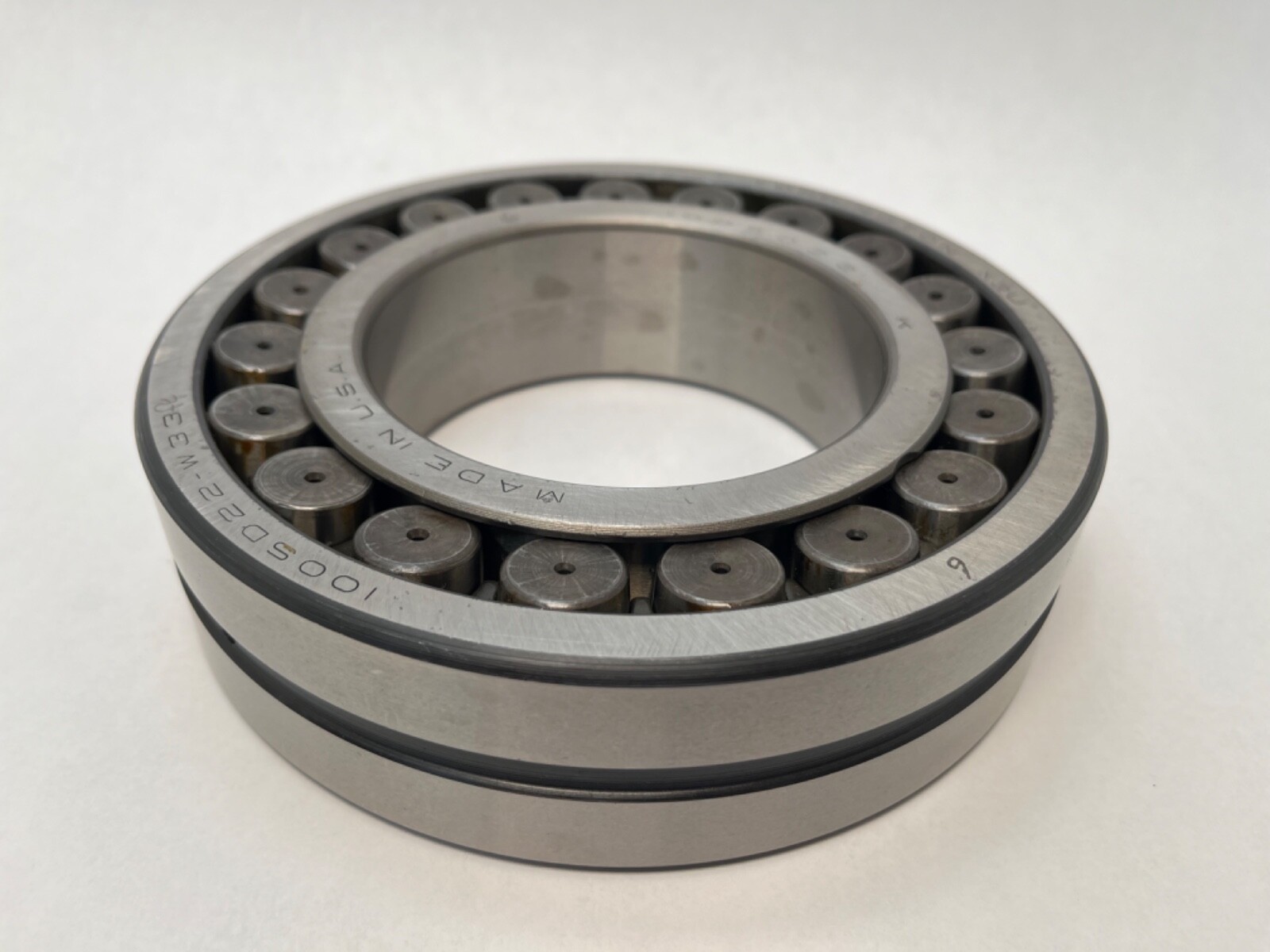 Torrington 22220KW33 Spherical Bearing 22220-K-W33 100SD22 100x180x46 mm