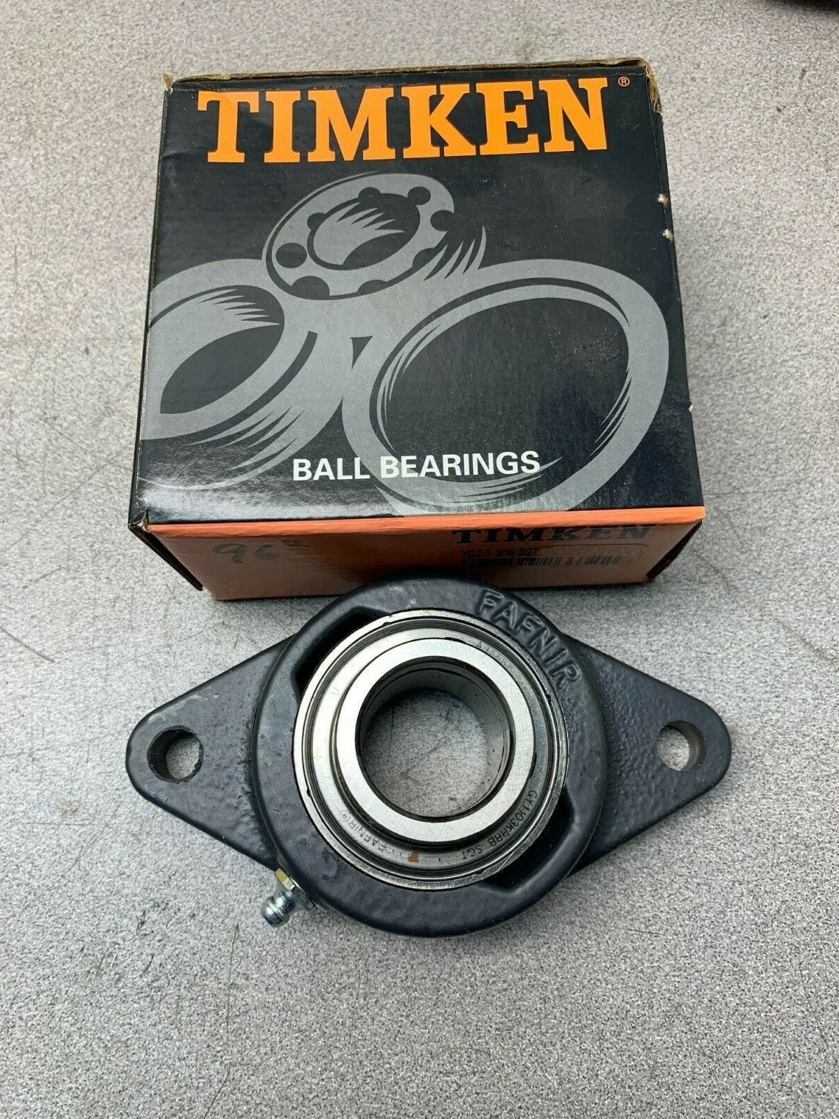 NEW IN BOX TIMKEN FLANGE BEARING YCJT1 3/16 SGT