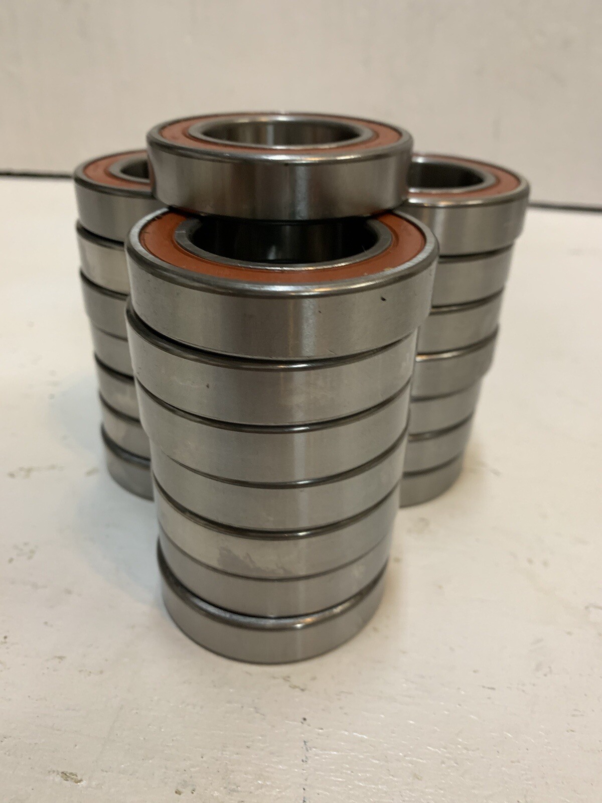 22 NTN Single row Deep Groove Ball Bearings 6008Z 40mm ID, 68mm OD, 15mm Wide