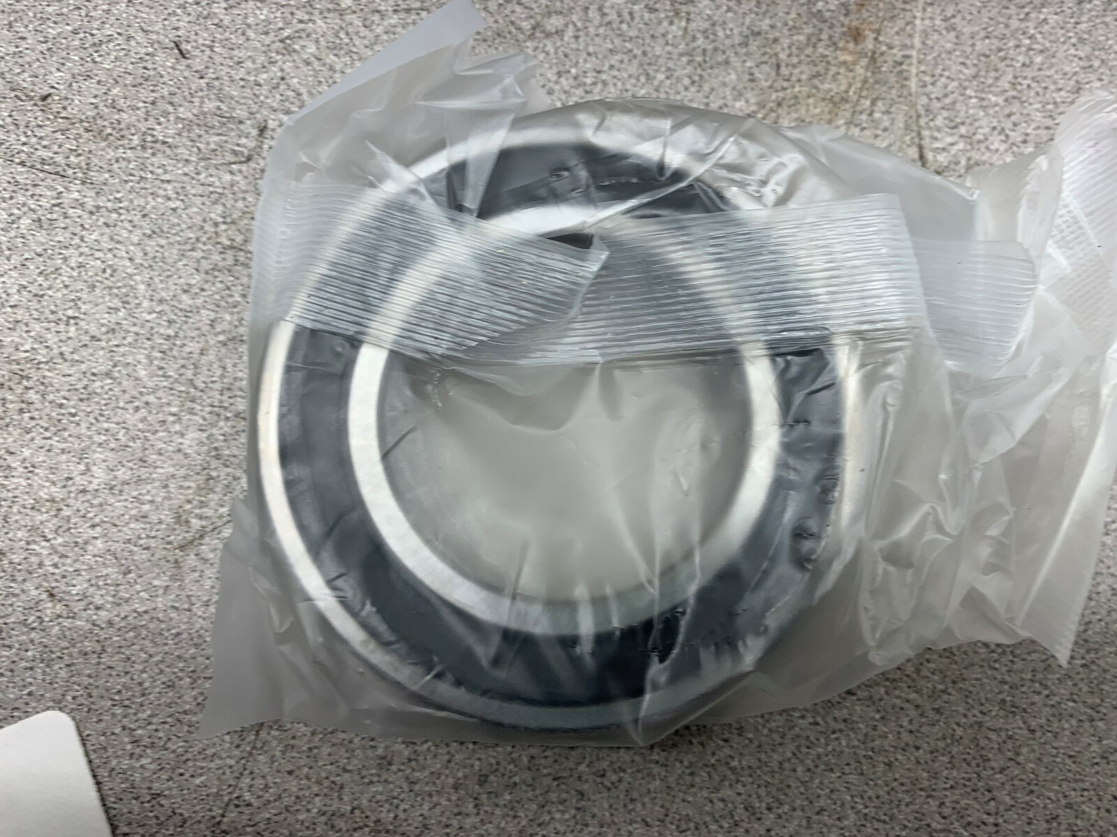 NEW IN BOX SHUSTER BEARING 6008 2RSJEM