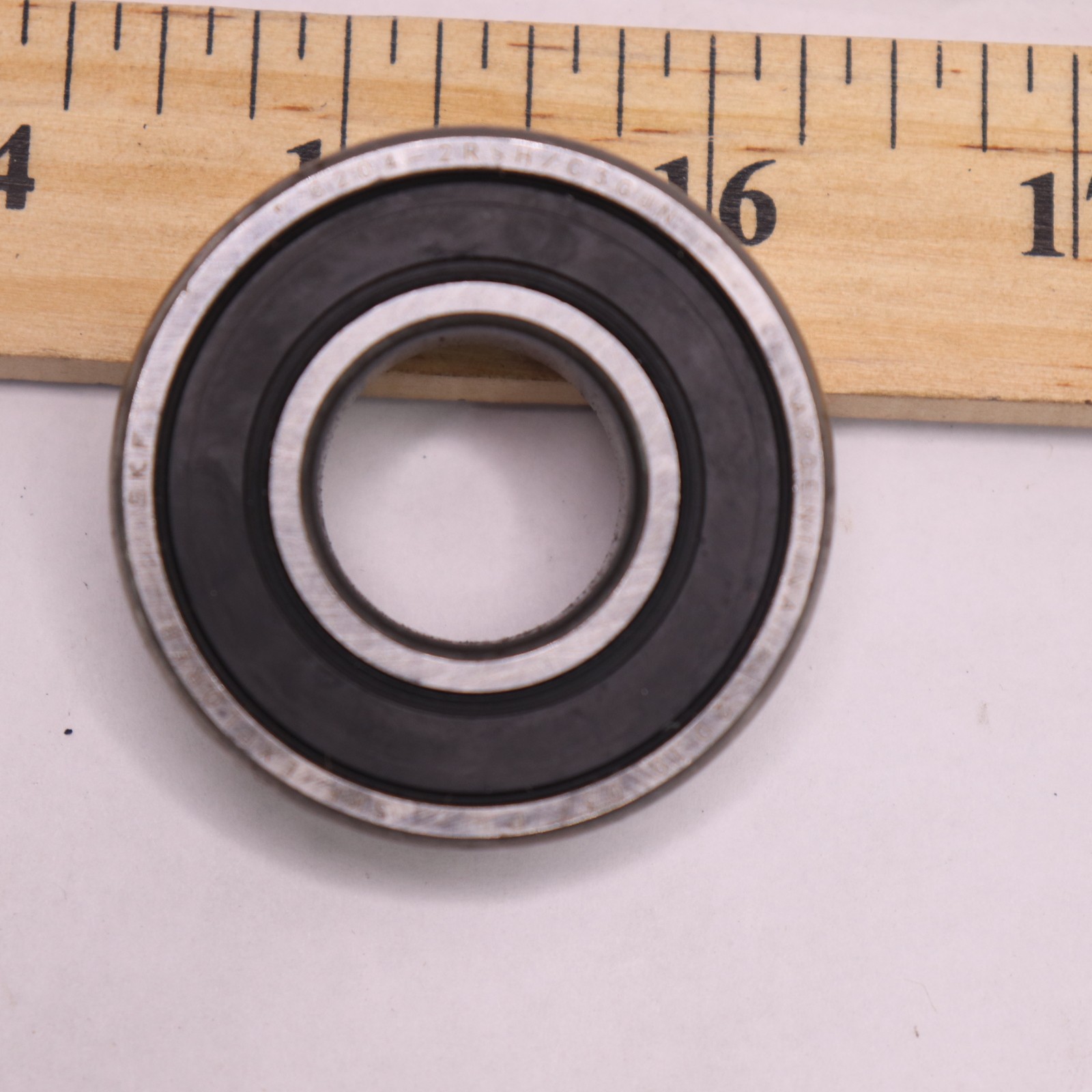 SKF Single Row Ball Bearing 20 x 47 x 14 MM 6204-2RSH