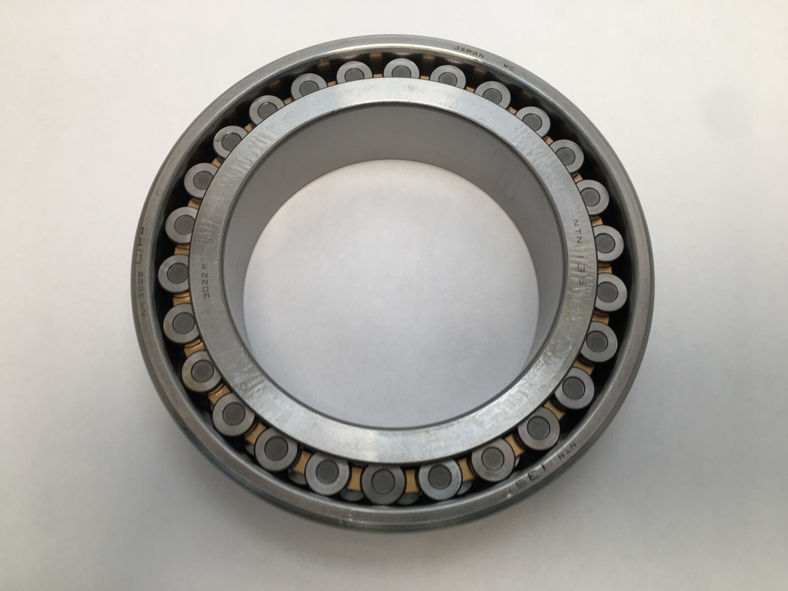 NTN NN3022KC1NAP4 Cylindrical Bearing 110x170x45 mm NN-3022-K-C1-NA-P4 Japan