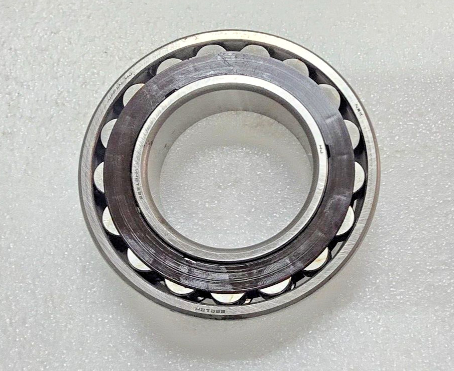 22212 HK Spherical Roller Bearing NEW OPEN NSK JAPAN NYLON CAGE 22212K