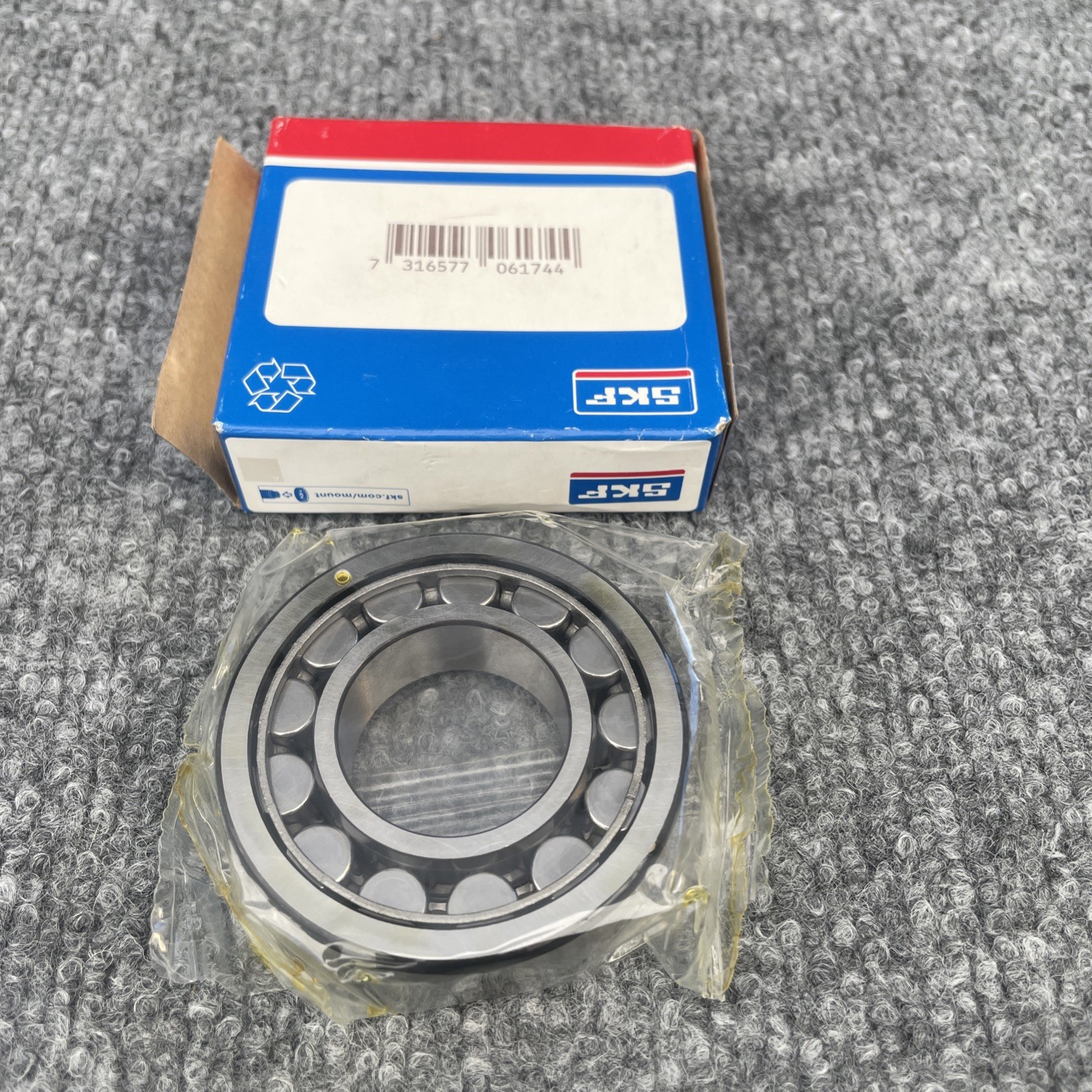 SKF NJ206 ECJ Cylindrical Roller Bearing 30X62X16 mm