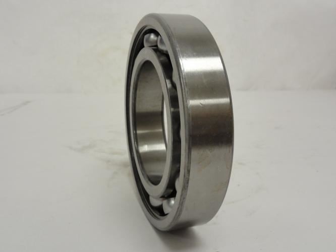 201933 Old-Stock; SKF 6215JEM Ball Bearing 75mm ID x 130mm OD x 25mm Wide