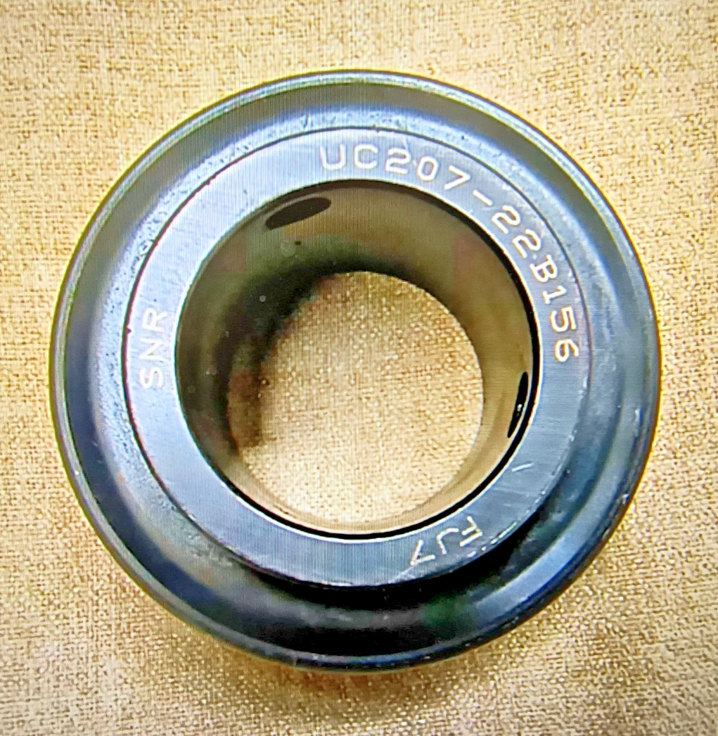 UC207-2B156 NTN-SNR Premium Spherical Bearing 35mm Bore RSR Seal (Made In Japan)