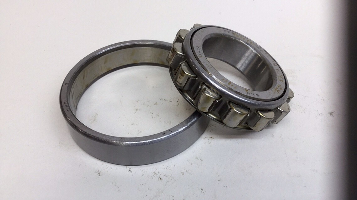 SNB N208 Cylindrical Roller Bearing 40mm ID X 80mm OD X 18mm W N-208