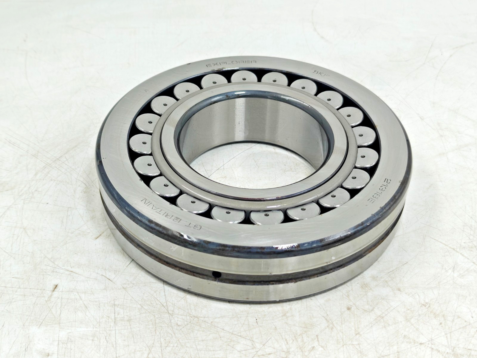 21318 E SKF Spherical Roller Bearing SKF 21318E Bearing 90x190x43 mm