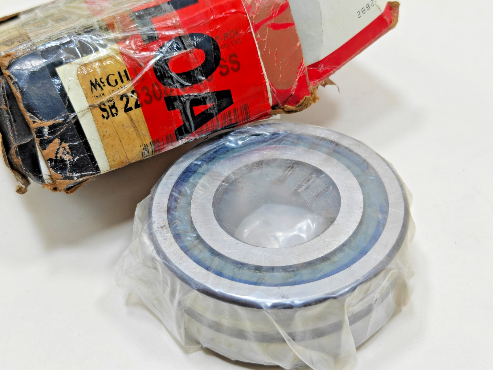 SB 22308 W33 SS McGILL Spherical Roller Bearing SB22308SS 22308-2RS NOV 73091