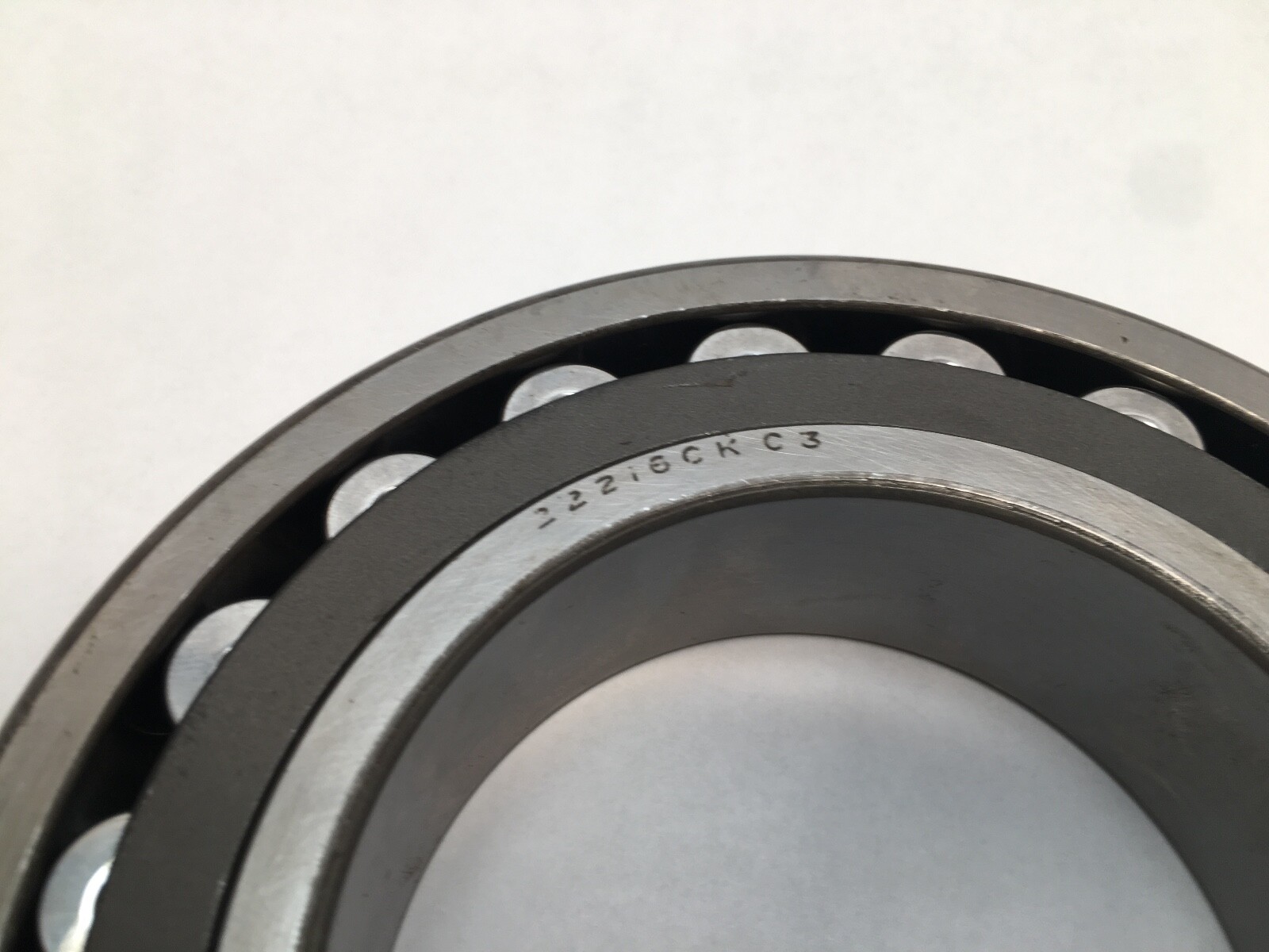SKF 22216-CCK-C3 Spherical Bearing 80x140x33mm 22216-CC-K-C3 USA